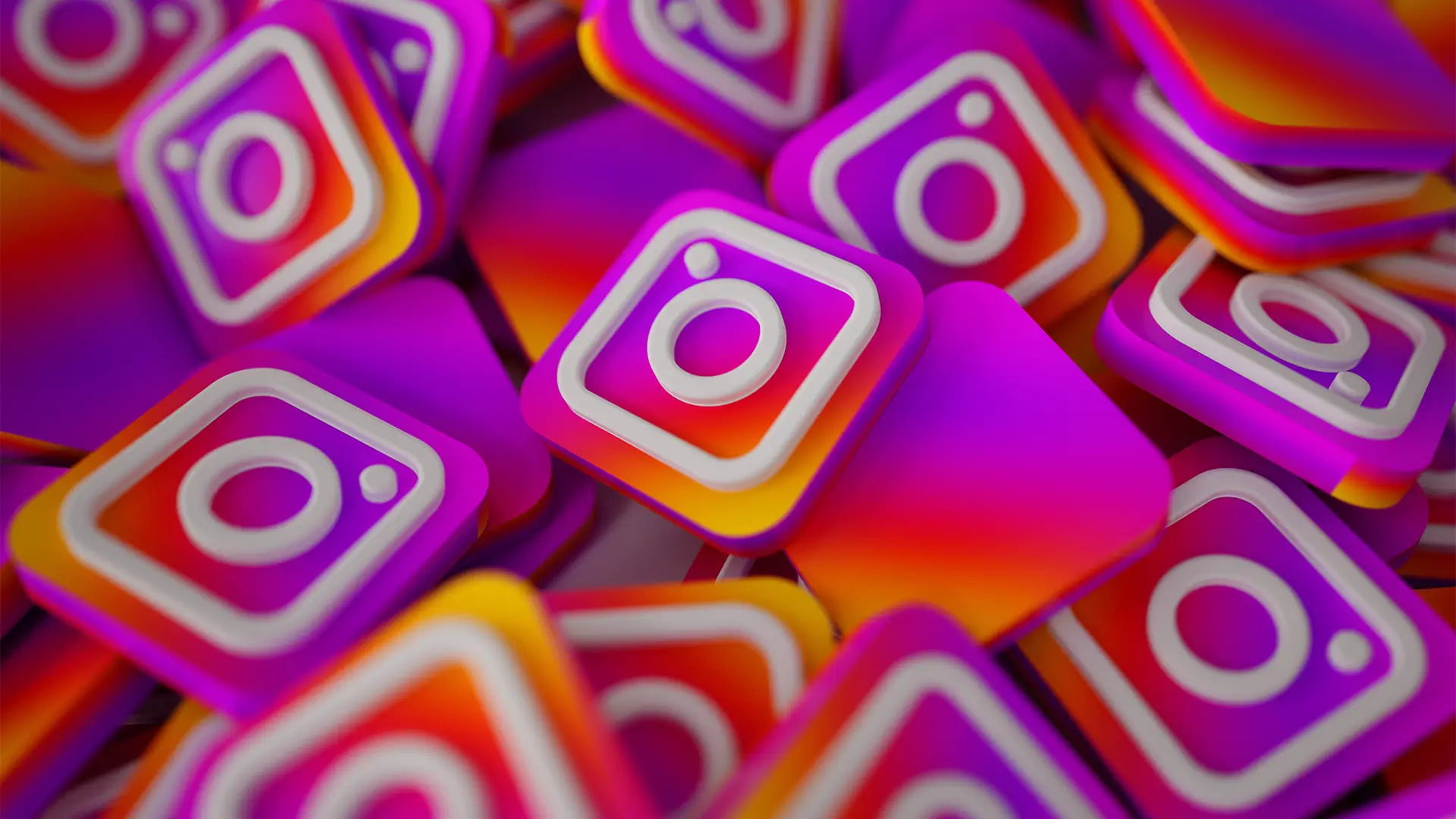 Instagram: aggiornamento per i 10 anni dell’app Copertina