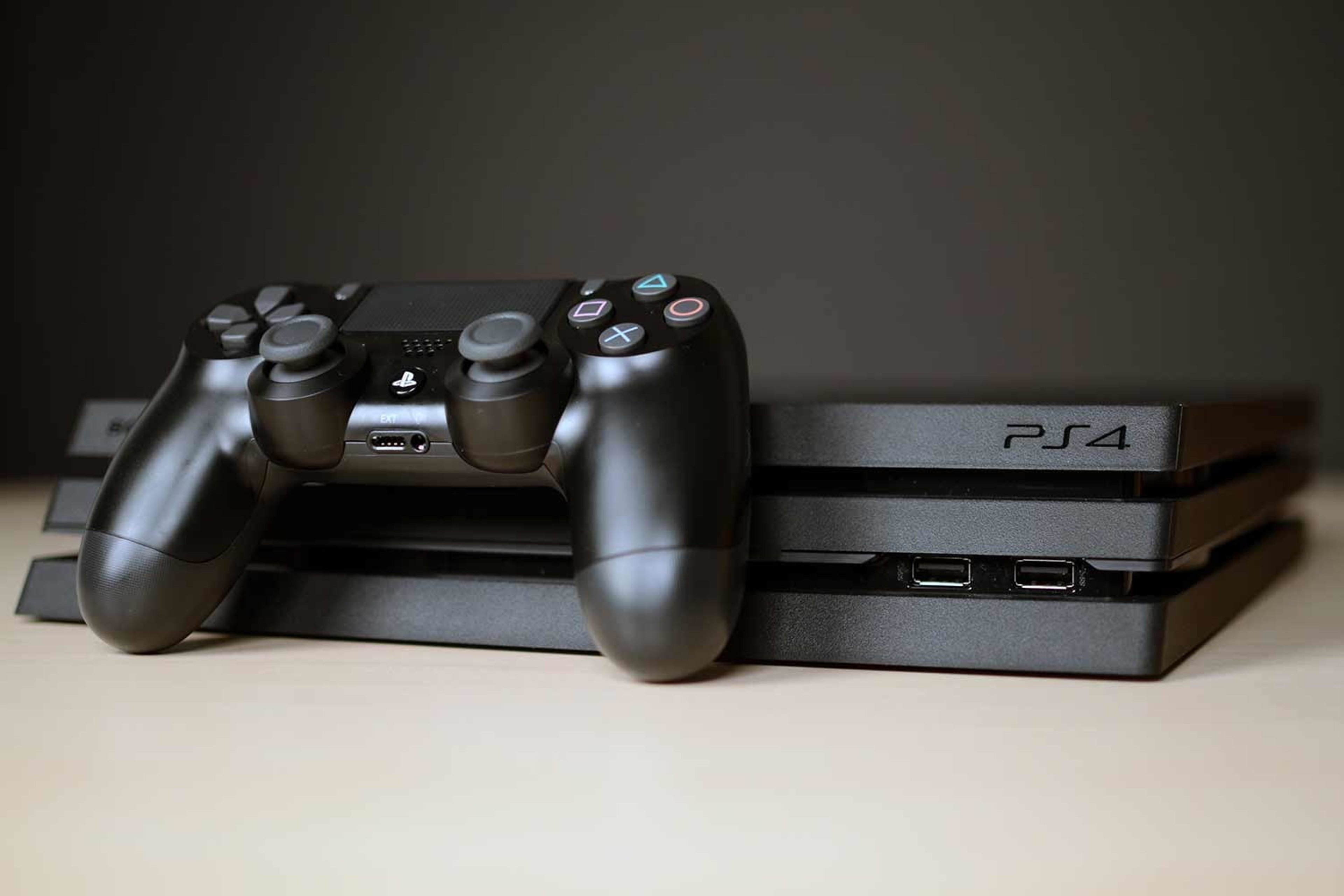 Playstation 4 nel 2020: ha senso comprarla?