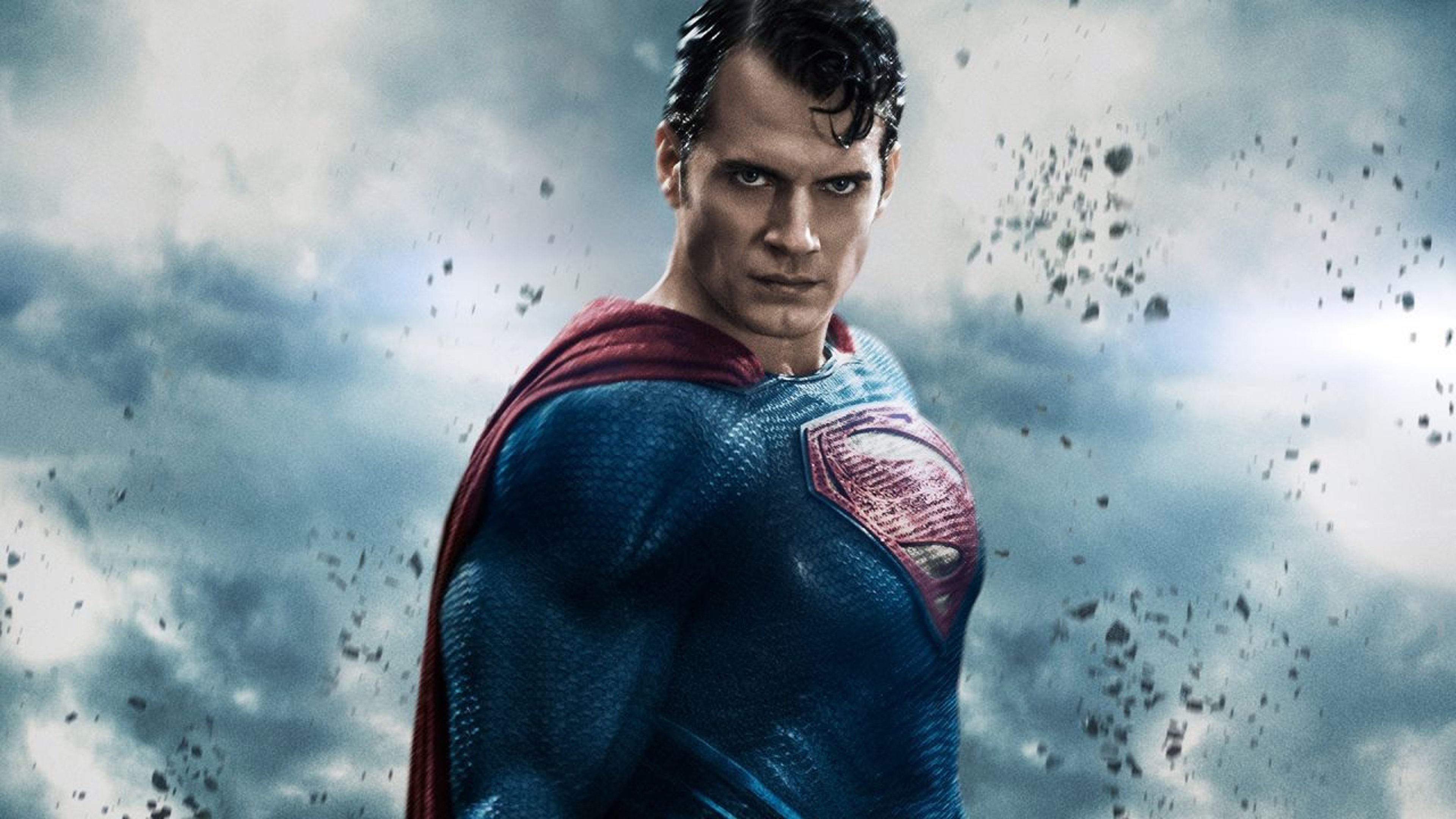 Superman: Henry Cavill lascia il personaggio!